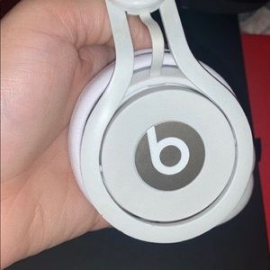 Beats mixr